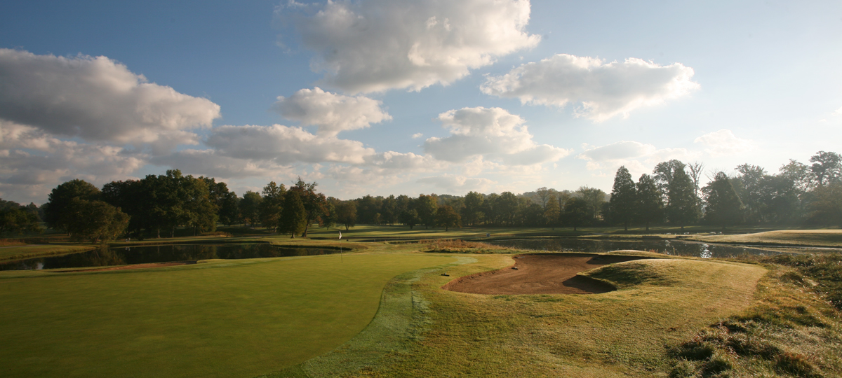 Hole 17 at Oak Meadow Country Club Hole 17 at Oak Meadow Country Club